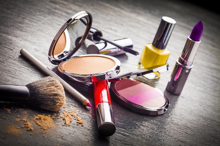 main of Find the Right Cosmetic Subscription Box For You